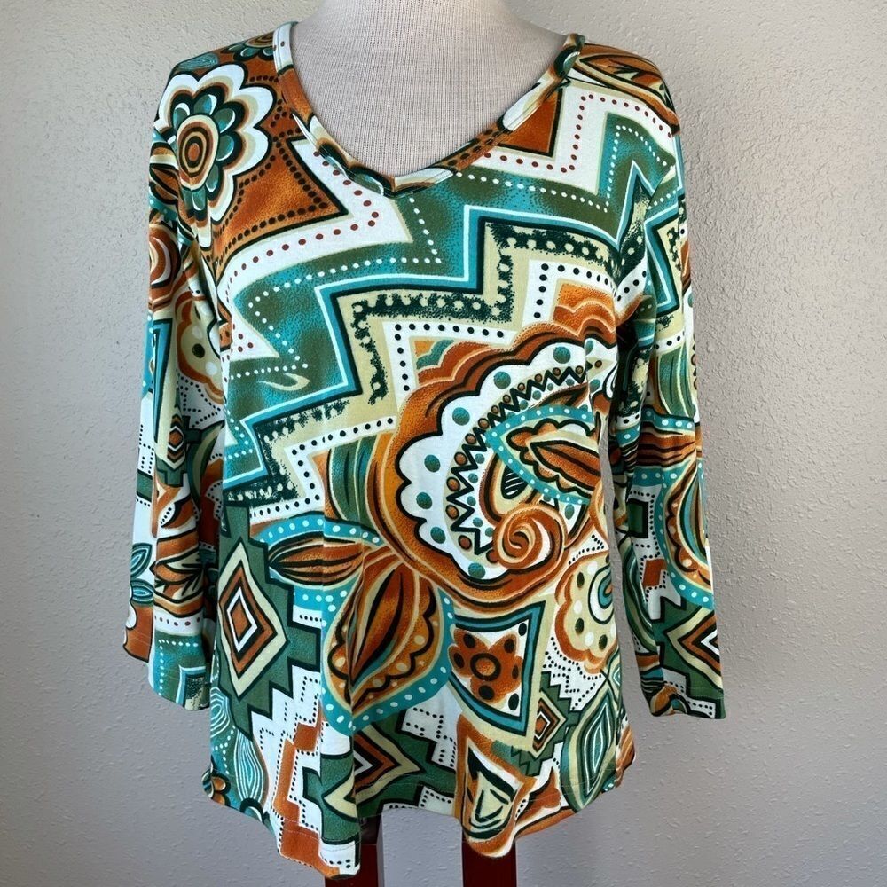 Wear It 3/4 Sleeve V Neck Top Size S EUC